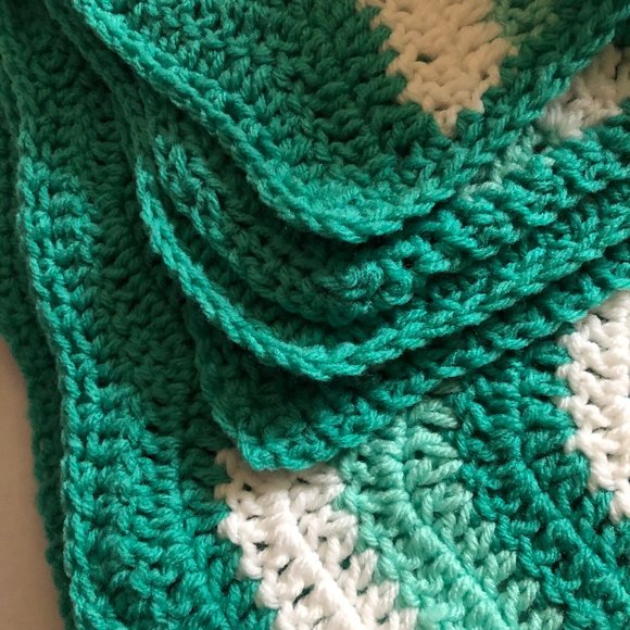 Crochet Baby Blanket, crochet blanket for kids, Handmade Baby Throw, Wrap - Picture 7 of 11